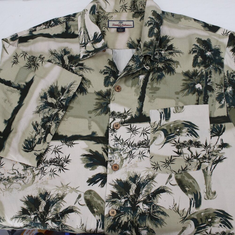 Tommy bahama hawaiian shirt mens XL Silk loop collar camp Palm tree tropical